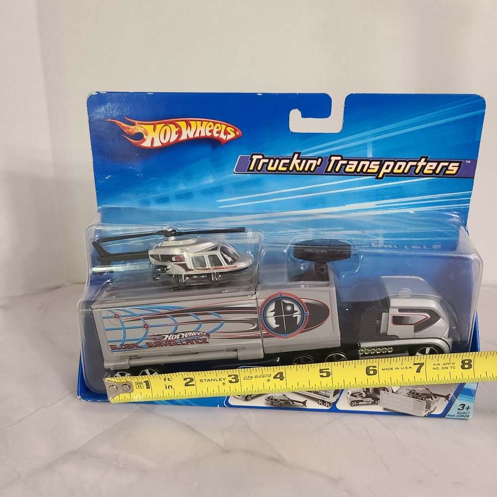 Hot Wheels Truckin Transporters Global Surveillance 2004 - Picture 6 of 13